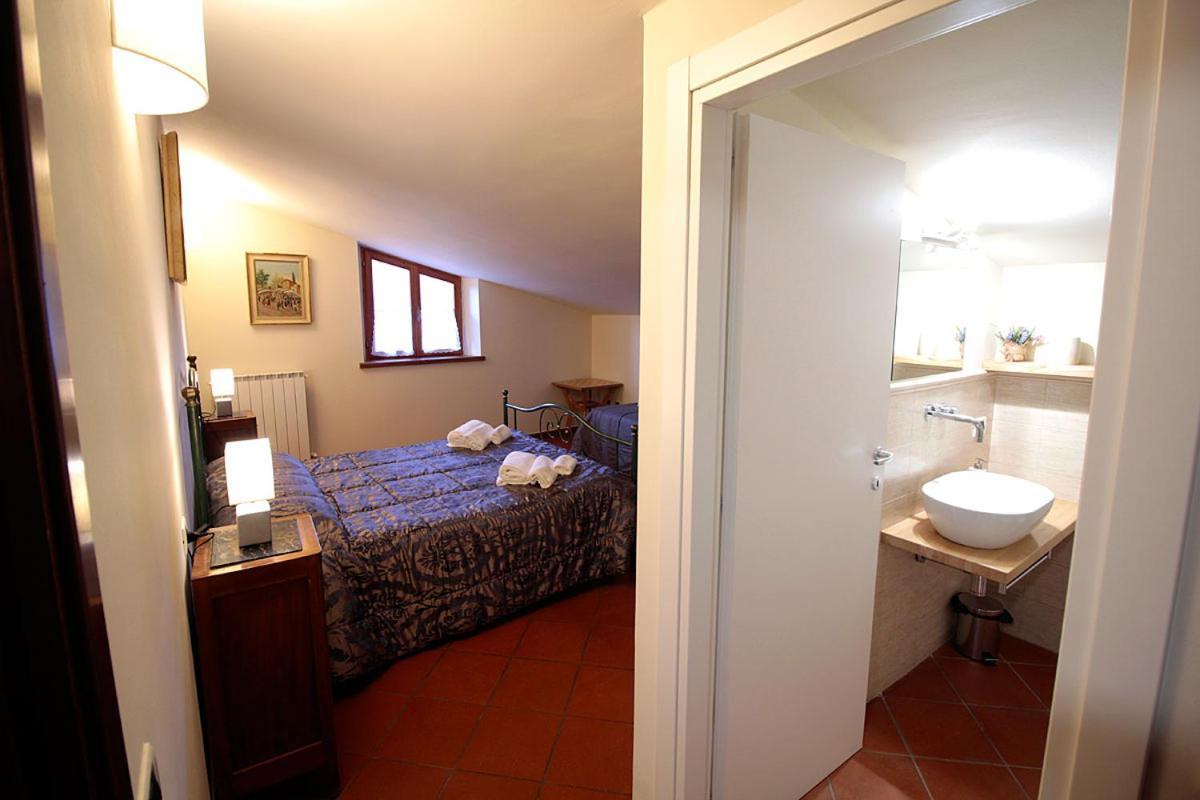 לינה וארוחת בוקר נורצ'יה Casale La Torretta מראה חיצוני תמונה