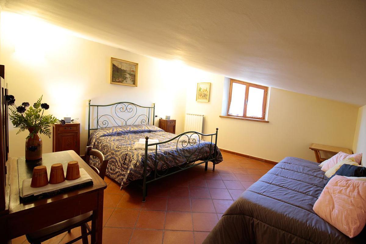לינה וארוחת בוקר נורצ'יה Casale La Torretta מראה חיצוני תמונה