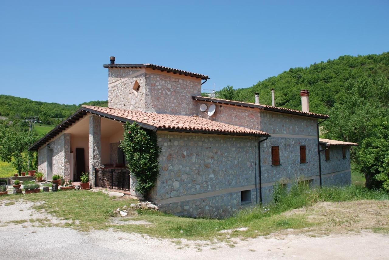 לינה וארוחת בוקר נורצ'יה Casale La Torretta מראה חיצוני תמונה
