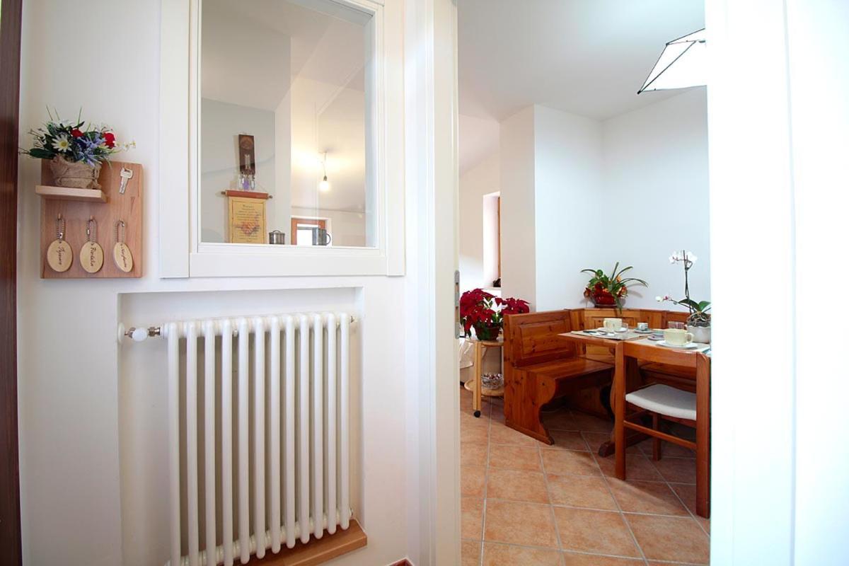 לינה וארוחת בוקר נורצ'יה Casale La Torretta מראה חיצוני תמונה